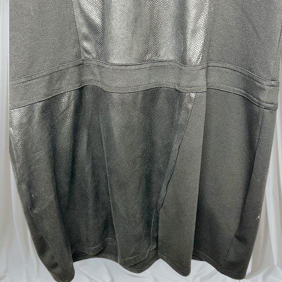 127 - Mia Soana Black Dress - Picture 15 of 15